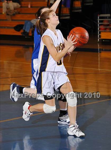Thumbnail 3 in Newington @ Simsbury photogallery.