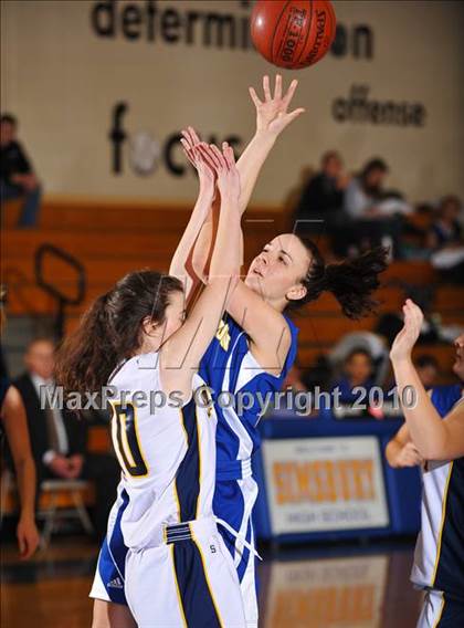 Thumbnail 1 in Newington @ Simsbury photogallery.