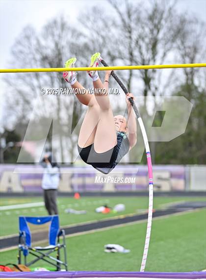 Thumbnail 2 in Marion Relays (Pole Vault)  photogallery.