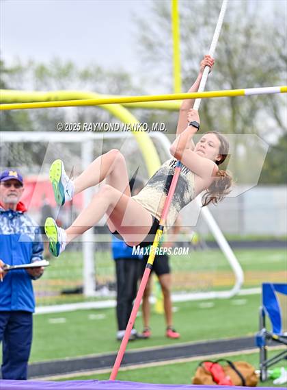 Thumbnail 3 in Marion Relays (Pole Vault)  photogallery.