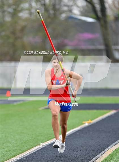 Thumbnail 3 in Marion Relays (Pole Vault)  photogallery.