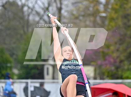 Thumbnail 2 in Marion Relays (Pole Vault)  photogallery.