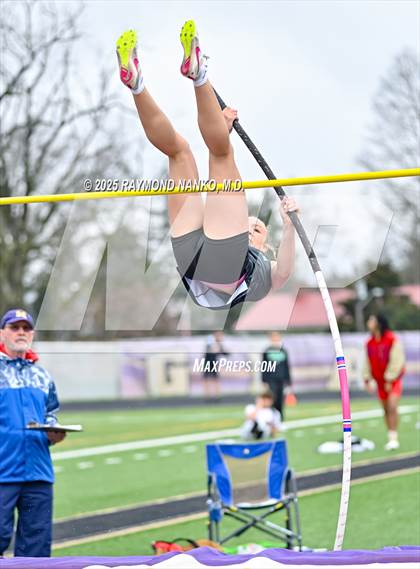 Thumbnail 1 in Marion Relays (Pole Vault)  photogallery.