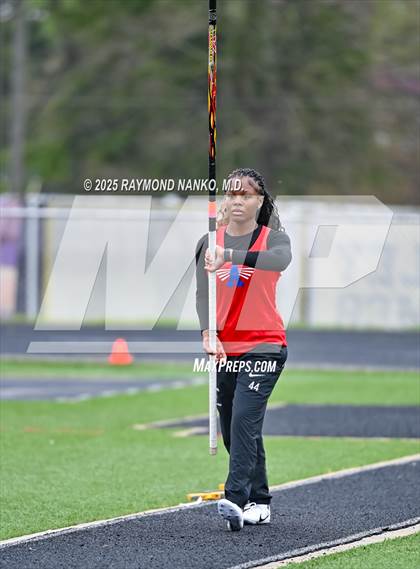 Thumbnail 2 in Marion Relays (Pole Vault)  photogallery.