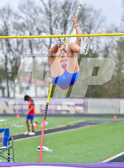 Thumbnail 2 in Marion Relays (Pole Vault)  photogallery.