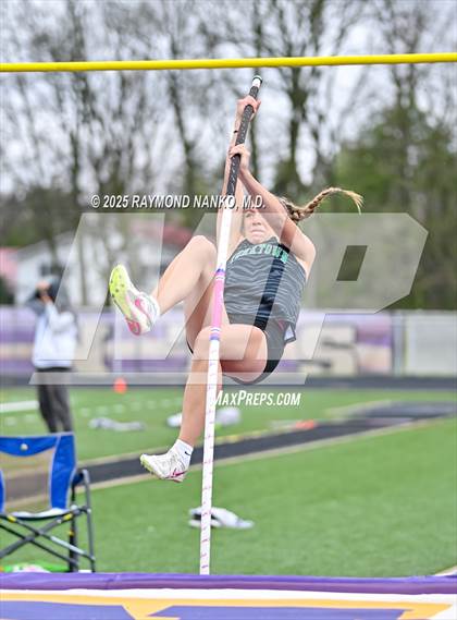 Thumbnail 2 in Marion Relays (Pole Vault)  photogallery.