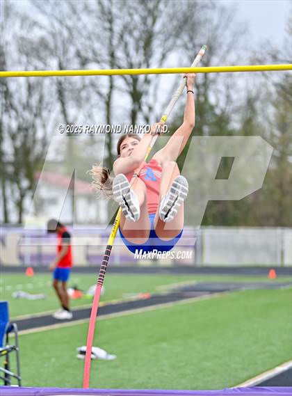 Thumbnail 1 in Marion Relays (Pole Vault)  photogallery.