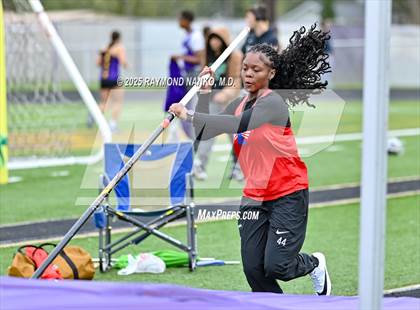 Thumbnail 1 in Marion Relays (Pole Vault)  photogallery.