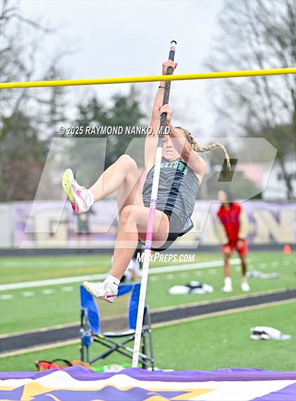 Thumbnail 2 in Marion Relays (Pole Vault)  photogallery.