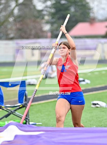 Thumbnail 2 in Marion Relays (Pole Vault)  photogallery.