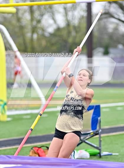 Thumbnail 1 in Marion Relays (Pole Vault)  photogallery.