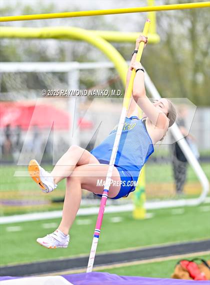 Thumbnail 3 in Marion Relays (Pole Vault)  photogallery.