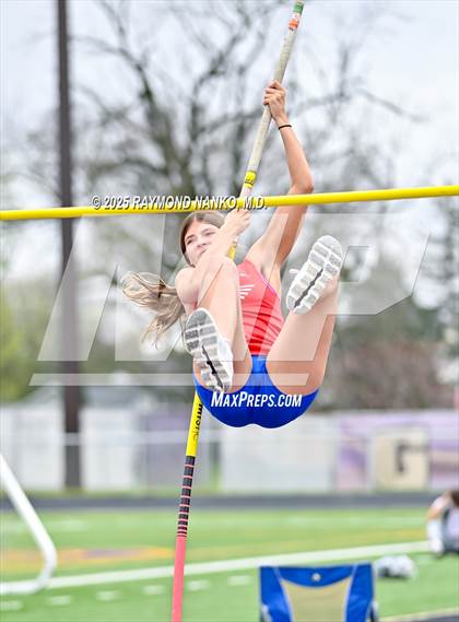 Thumbnail 2 in Marion Relays (Pole Vault)  photogallery.