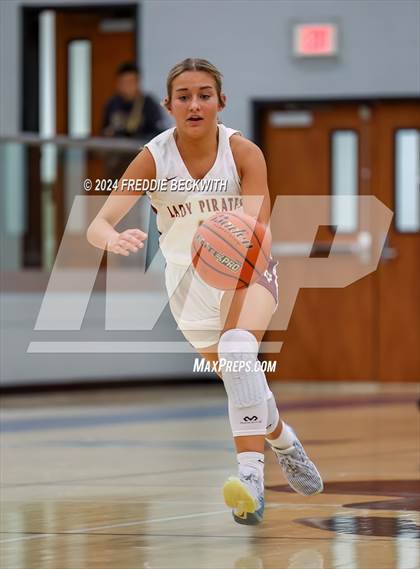 Thumbnail 2 in Collinsville vs. Bland (UIL 2A Bi-District) photogallery.