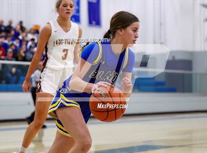 Thumbnail 2 in Collinsville vs. Bland (UIL 2A Bi-District) photogallery.