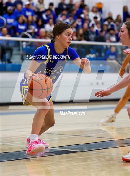 Thumbnail 1 in Collinsville vs. Bland (UIL 2A Bi-District) photogallery.