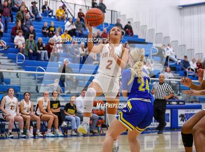 Thumbnail 3 in Collinsville vs. Bland (UIL 2A Bi-District) photogallery.