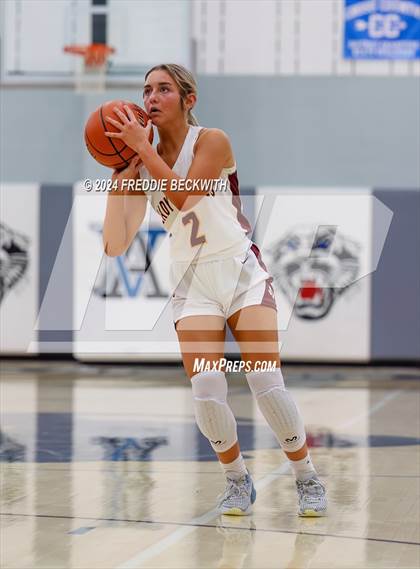 Thumbnail 2 in Collinsville vs. Bland (UIL 2A Bi-District) photogallery.