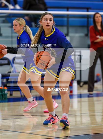 Thumbnail 3 in Collinsville vs. Bland (UIL 2A Bi-District) photogallery.
