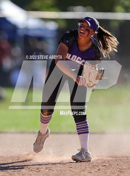 Thumbnail 2 in Legend @ Arvada West (CHSAA 5A First Round) photogallery.