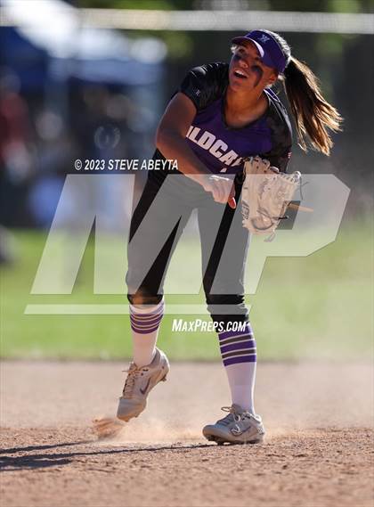 Thumbnail 1 in Legend @ Arvada West (CHSAA 5A First Round) photogallery.