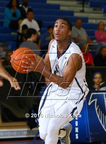 Thumbnail 3 in Sierra Canyon vs. Maranatha (Fairfax State Preview) photogallery.