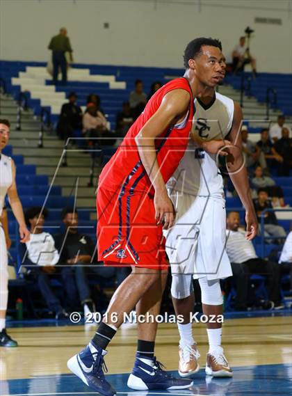 Thumbnail 2 in Sierra Canyon vs. Maranatha (Fairfax State Preview) photogallery.