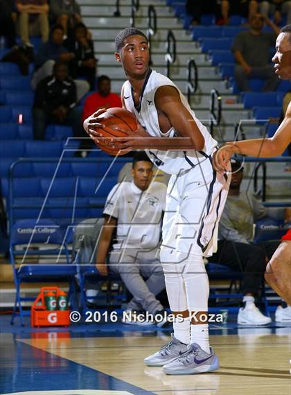Thumbnail 3 in Sierra Canyon vs. Maranatha (Fairfax State Preview) photogallery.