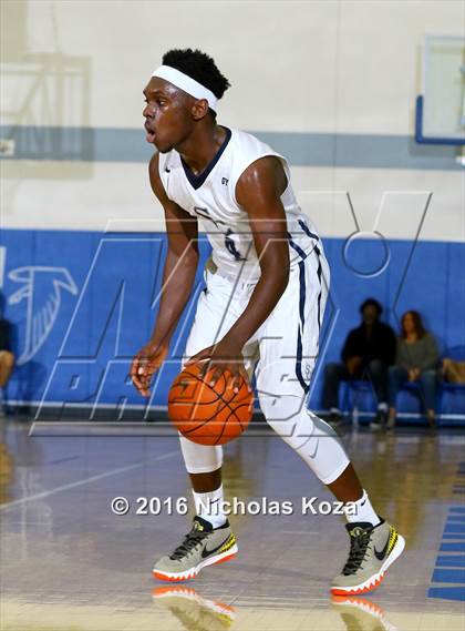 Thumbnail 1 in Sierra Canyon vs. Maranatha (Fairfax State Preview) photogallery.
