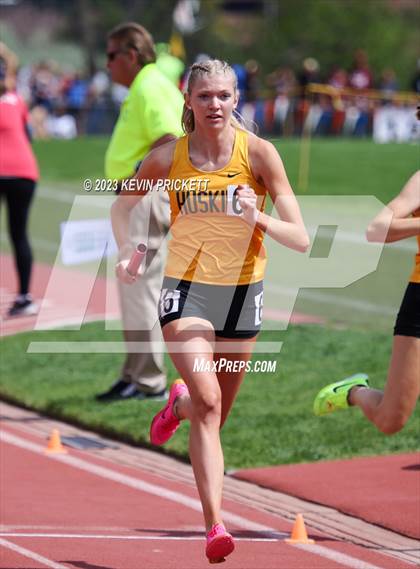 Thumbnail 2 in CHSAA Track and Field 4A Championships (Girls 4x800m Relay) photogallery.