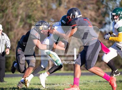 Thumbnail 2 in Dulaney @ Dundalk photogallery.