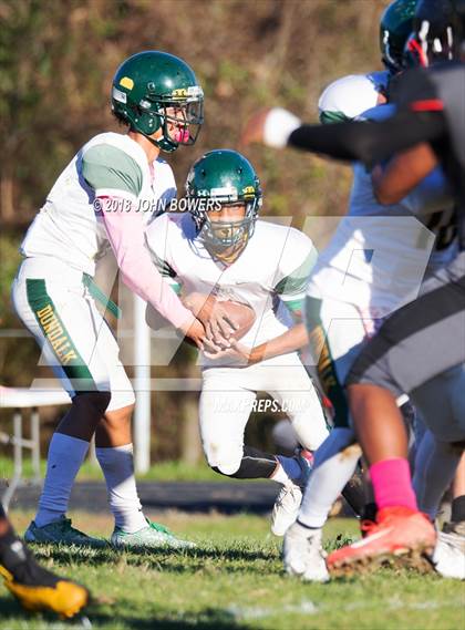 Thumbnail 2 in Dulaney @ Dundalk photogallery.