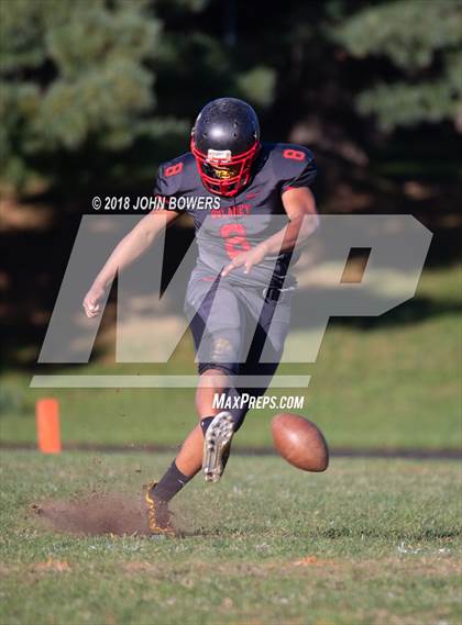 Thumbnail 2 in Dulaney @ Dundalk photogallery.