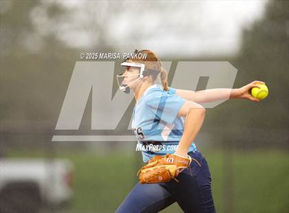 Thumbnail 2 in Bishop Grimes vs Onondaga photogallery.