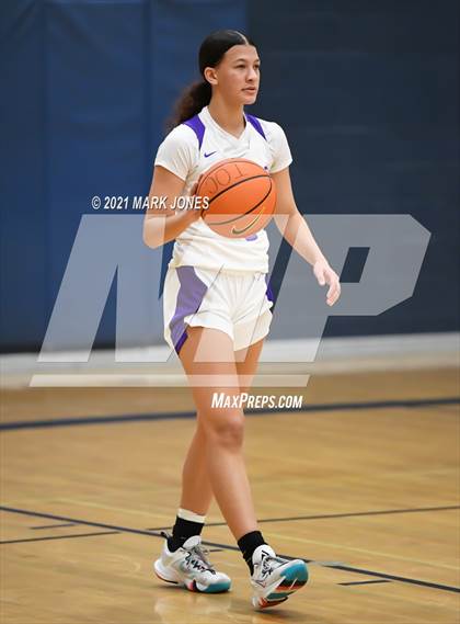 Thumbnail 3 in St. Anthony vs. La Salle (Nike Tournament of Champions) photogallery.