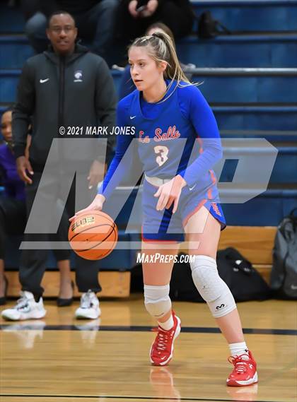 Thumbnail 2 in St. Anthony vs. La Salle (Nike Tournament of Champions) photogallery.