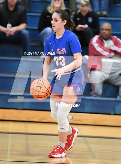 Thumbnail 3 in St. Anthony vs. La Salle (Nike Tournament of Champions) photogallery.