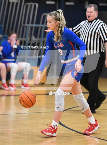Thumbnail 2 in St. Anthony vs. La Salle (Nike Tournament of Champions) photogallery.