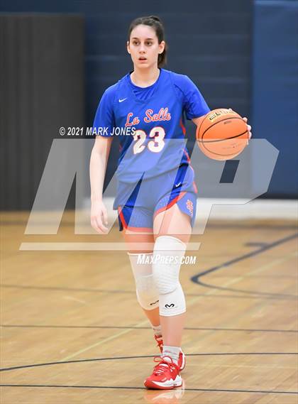 Thumbnail 3 in St. Anthony vs. La Salle (Nike Tournament of Champions) photogallery.