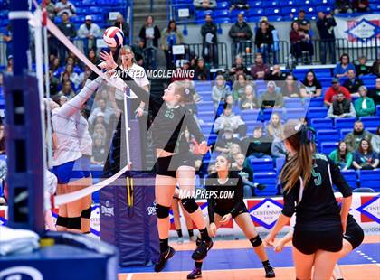Thumbnail 2 in Hoxie vs. Paris (AAA 3A Final) photogallery.