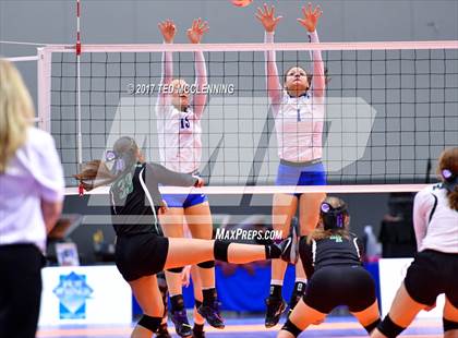Thumbnail 3 in Hoxie vs. Paris (AAA 3A Final) photogallery.