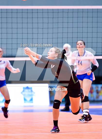 Thumbnail 1 in Hoxie vs. Paris (AAA 3A Final) photogallery.