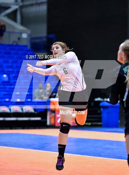 Thumbnail 3 in Hoxie vs. Paris (AAA 3A Final) photogallery.