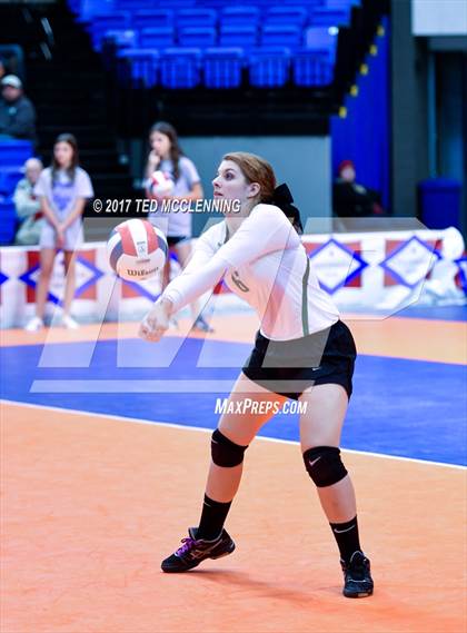 Thumbnail 2 in Hoxie vs. Paris (AAA 3A Final) photogallery.
