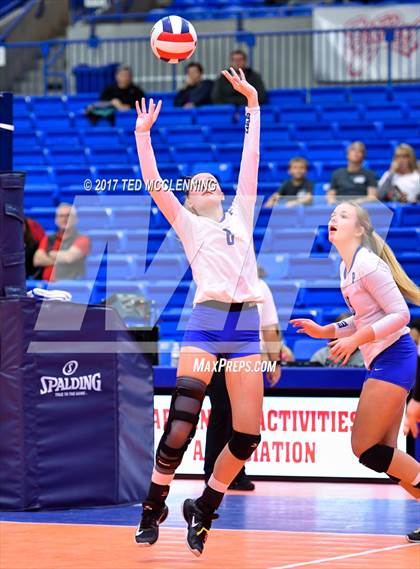 Thumbnail 2 in Hoxie vs. Paris (AAA 3A Final) photogallery.
