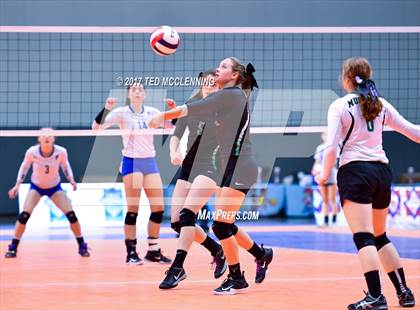 Thumbnail 1 in Hoxie vs. Paris (AAA 3A Final) photogallery.