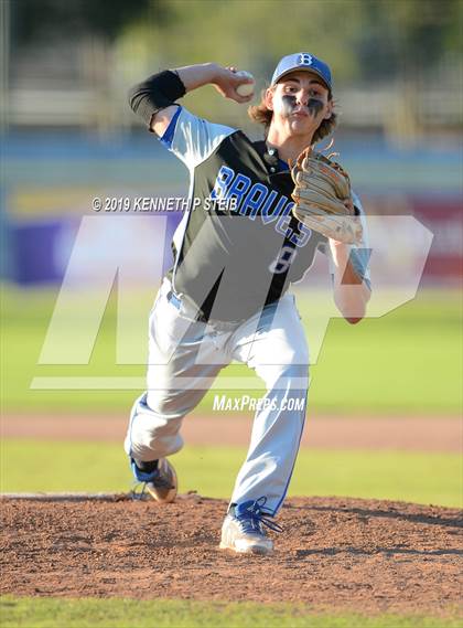Thumbnail 3 in Bourgeois @ Thibodaux photogallery.