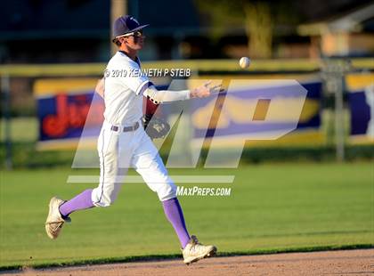 Thumbnail 3 in Bourgeois @ Thibodaux photogallery.