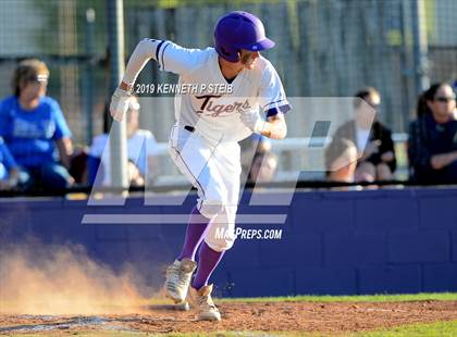 Thumbnail 1 in Bourgeois @ Thibodaux photogallery.