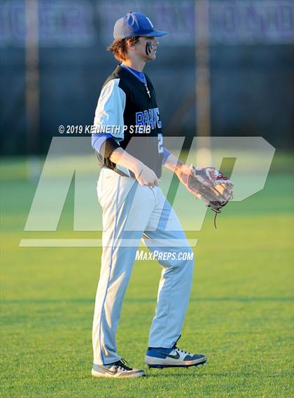 Thumbnail 2 in Bourgeois @ Thibodaux photogallery.